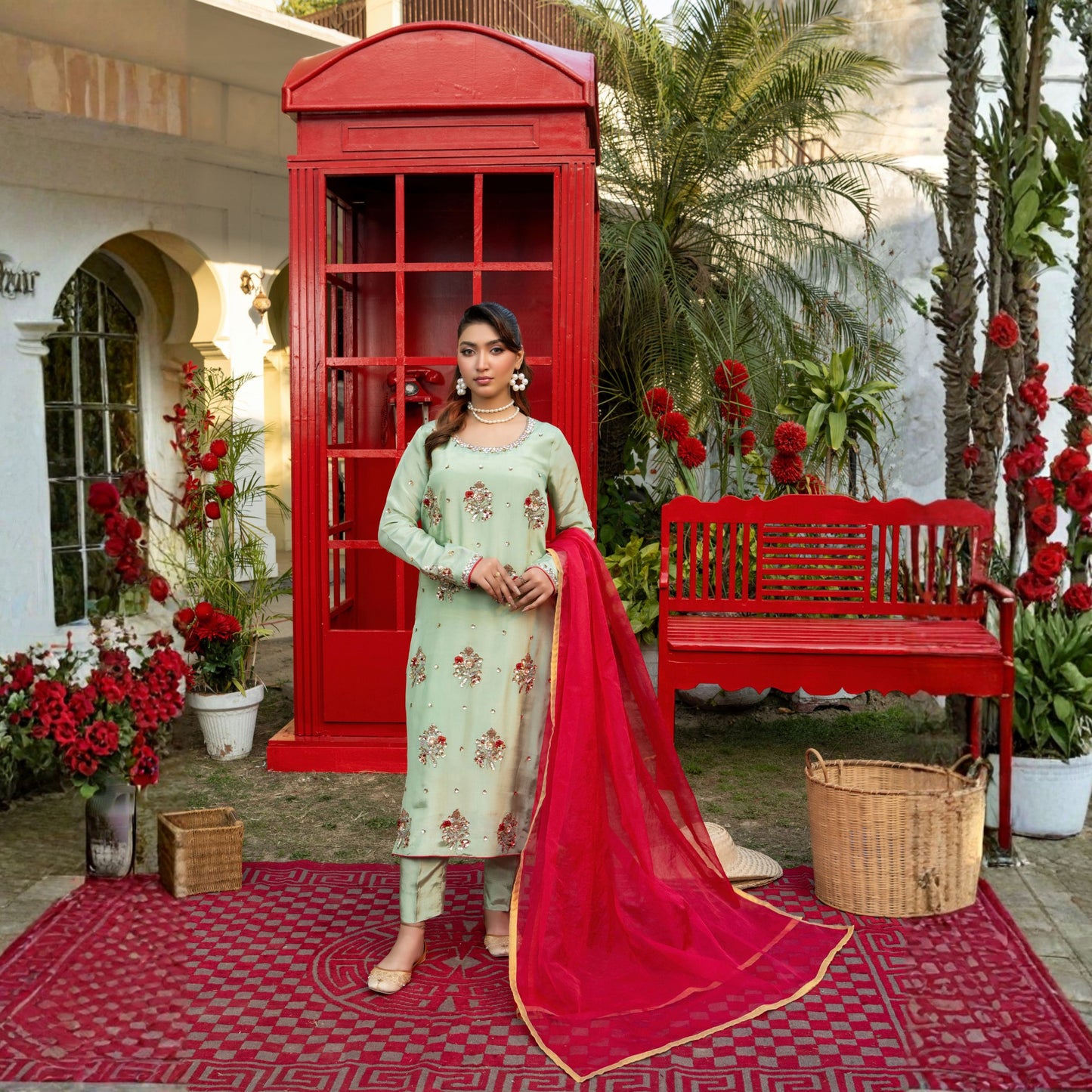 Emerald Grace FEG-261