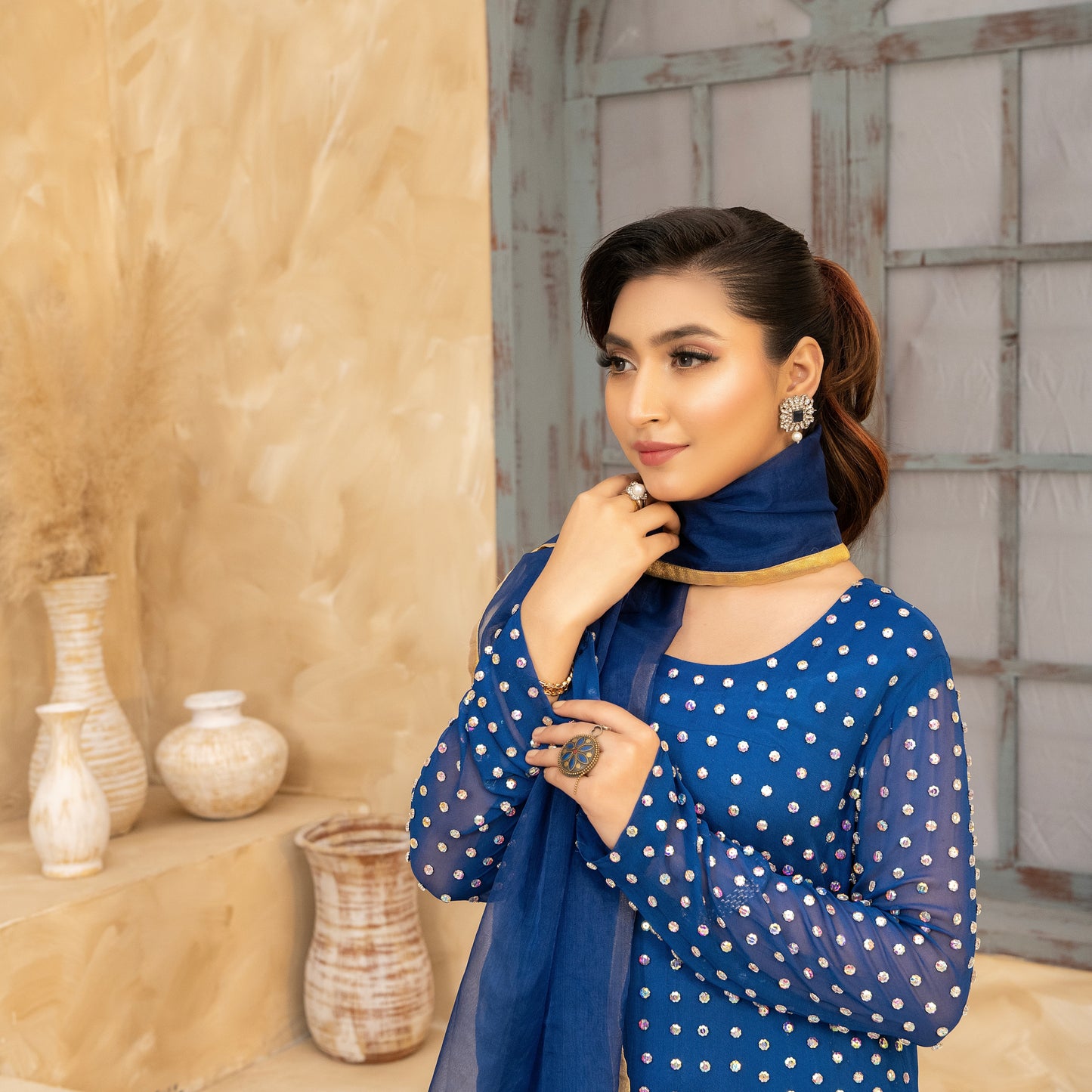 Noor-e-Mah – FNS-272